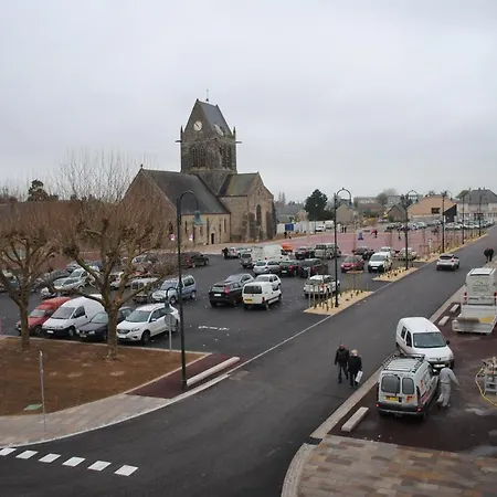 Gite Le Jour J Sainte-Mère-Église Exterior foto